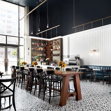Le Germain Hotel Toronto Exterior photo