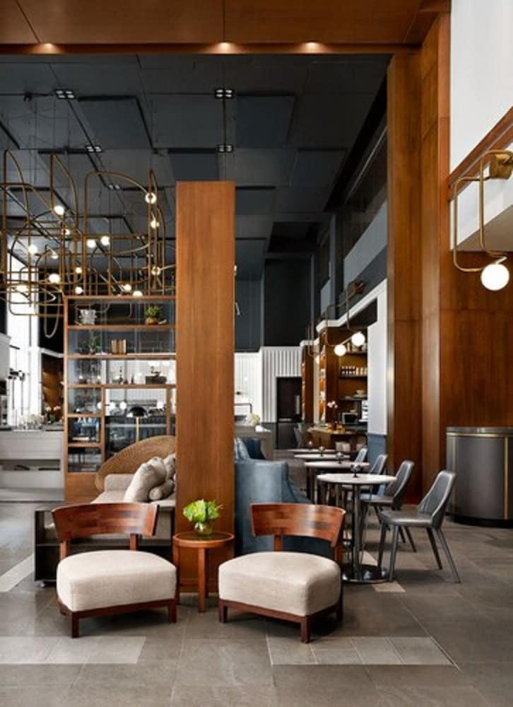 Le Germain Hotel Toronto Exterior photo
