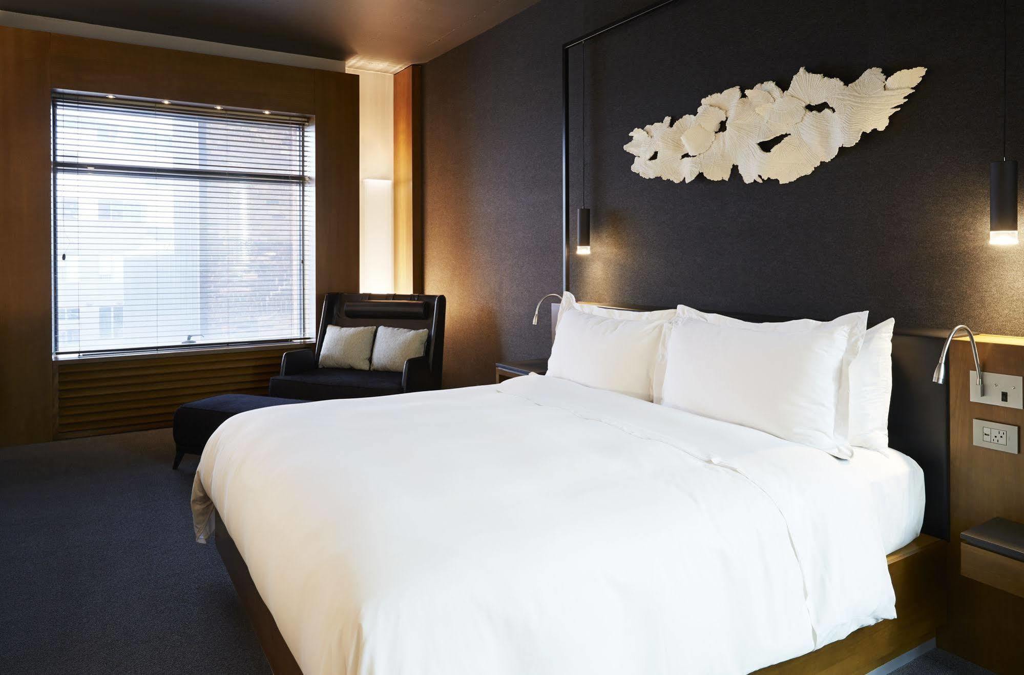 Le Germain Hotel Toronto Exterior photo