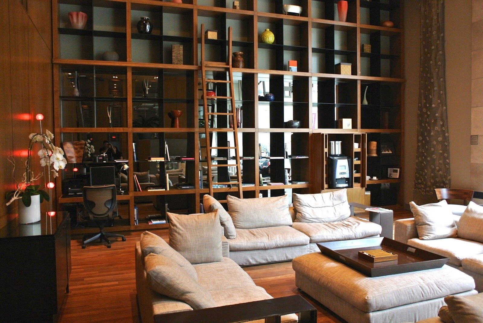 Le Germain Hotel Toronto Exterior photo